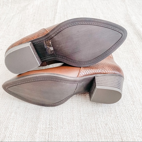 NBW CL Brown Booties - Picture 3 of 11